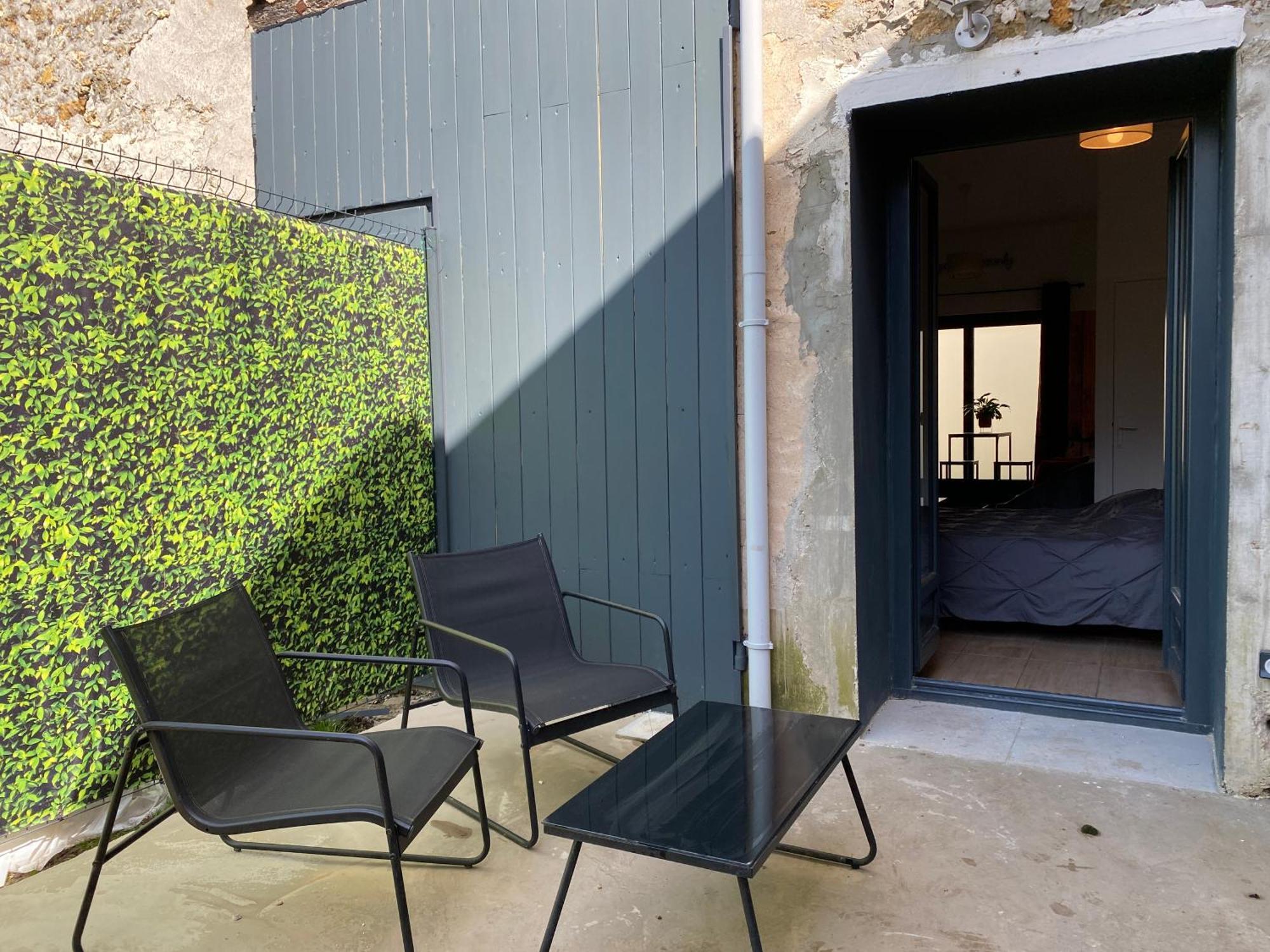 Chez Claire Et Ju Apartment Egly Exterior photo